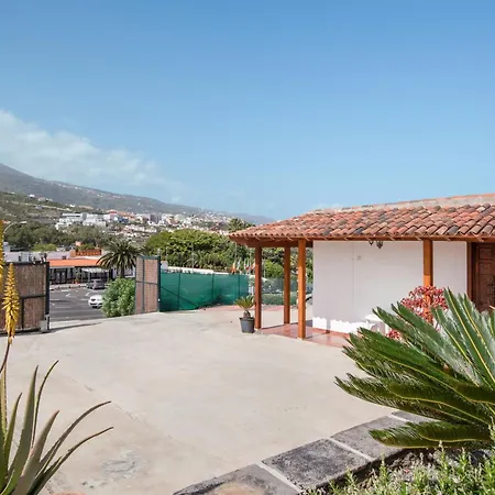 Casa Quemahierro 2 Feriehus